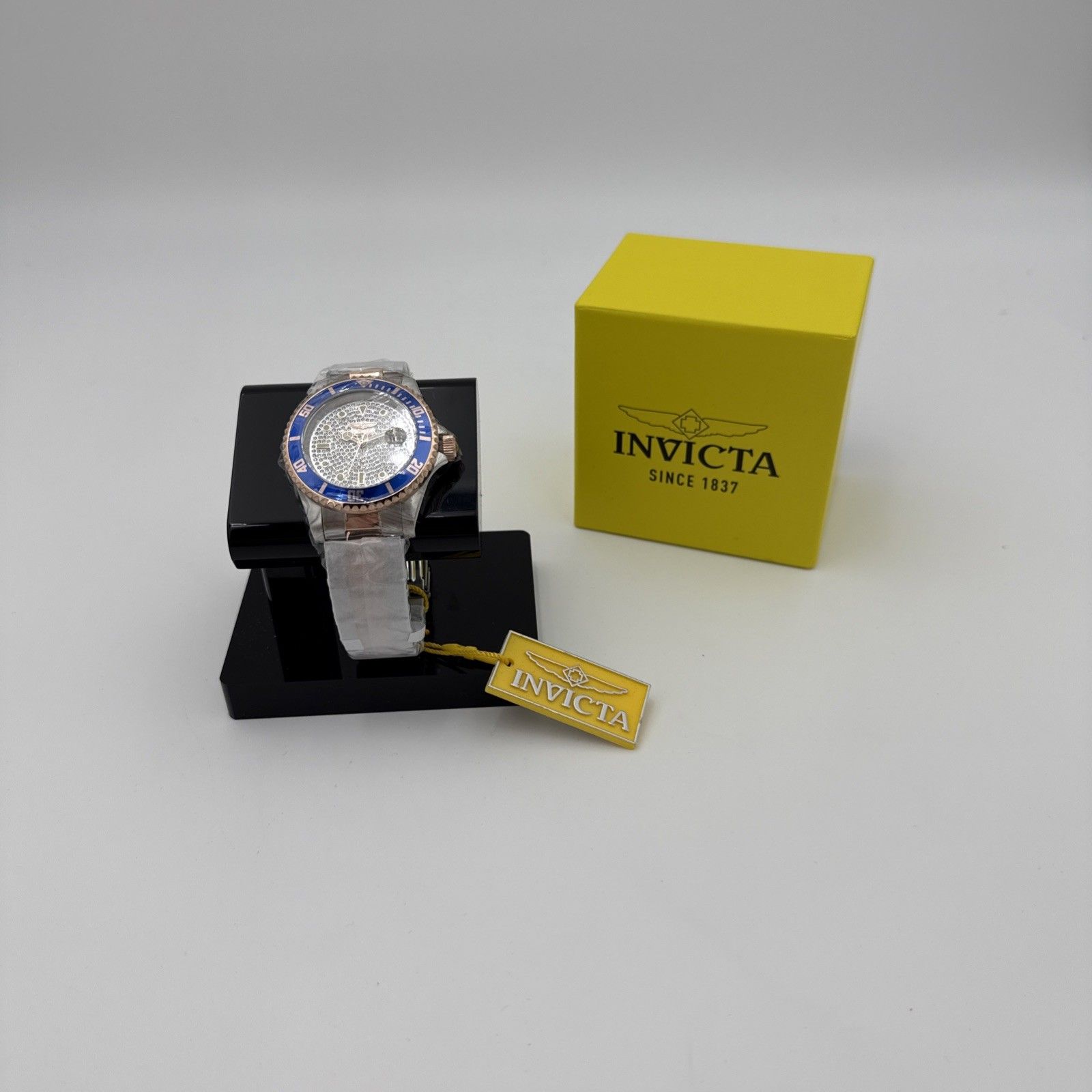 Invicta Mens Watch Pro Diver Isobath Model 50290